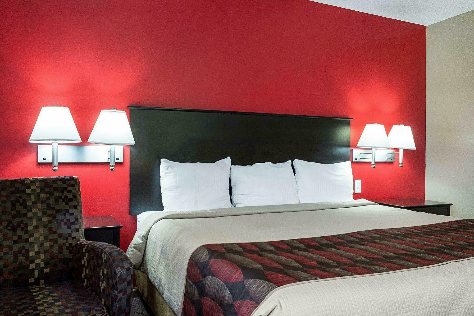 Econo Lodge Джеймстаун Экстерьер фото